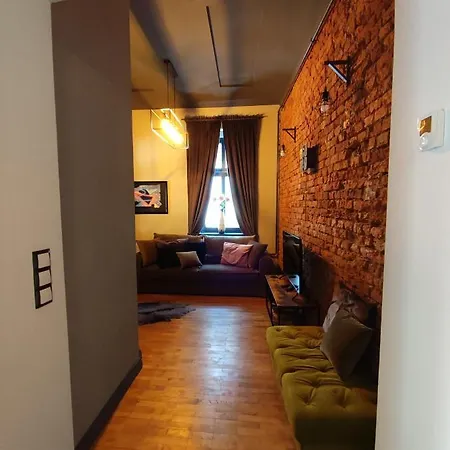 Podcienie Z Tarasem Old Town アパート