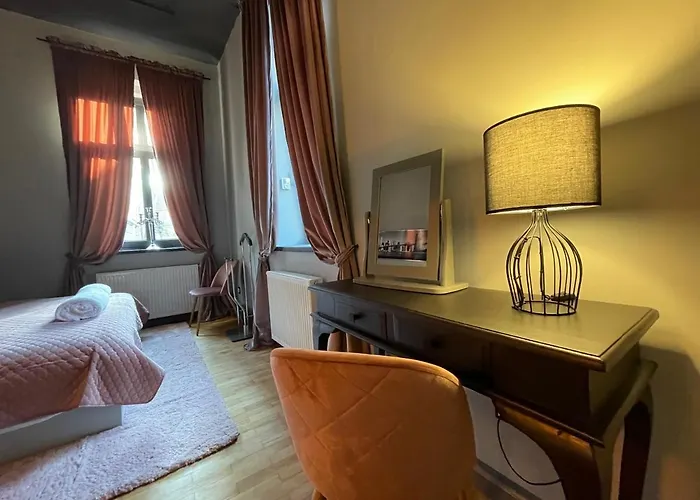 Podcienie Z Tarasem Old Town Бельско-Бяла